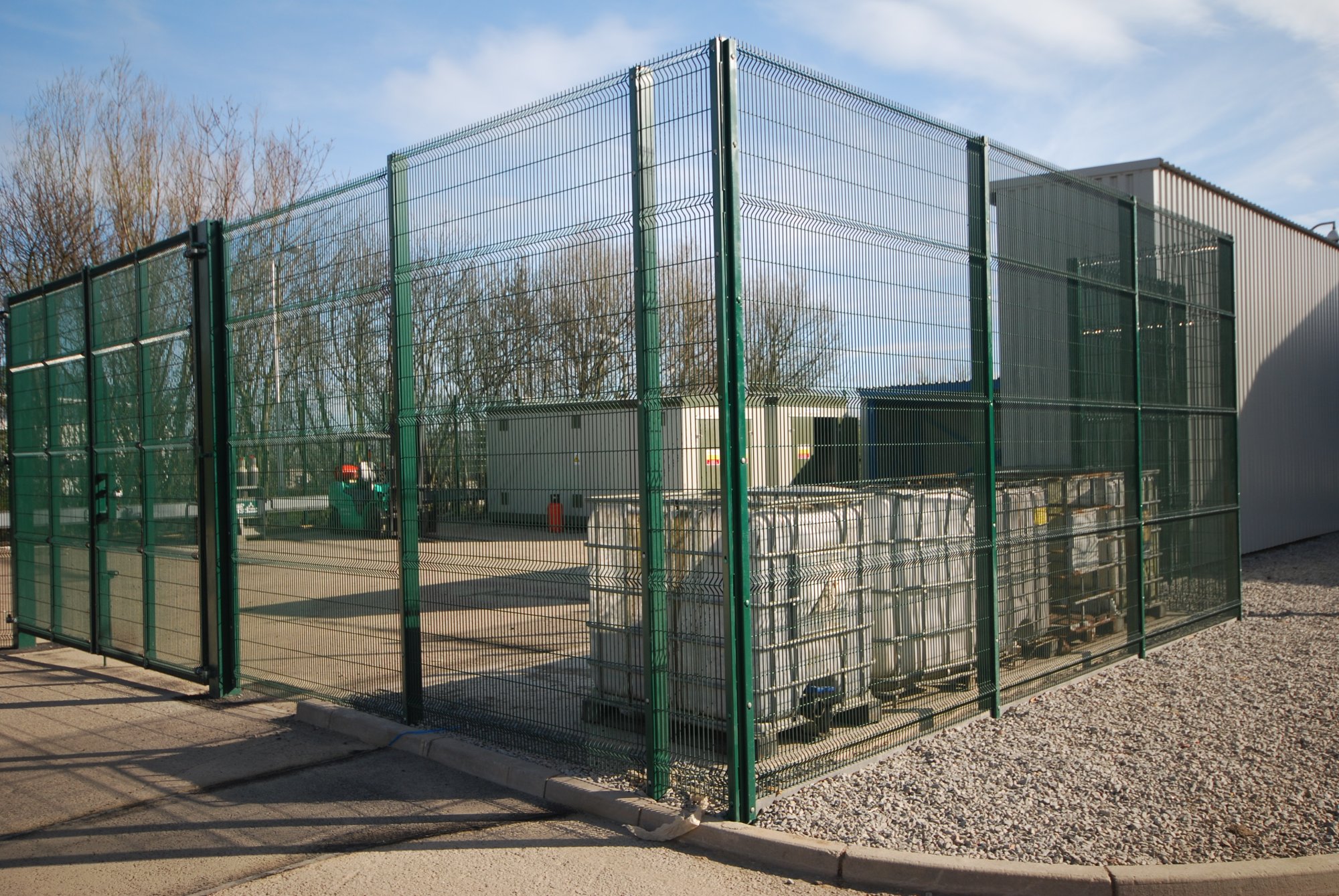 3000mm high Ultimate Extra high security panel system.